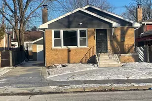 654 W 111th St, Chicago, IL 60628 - Photo 1