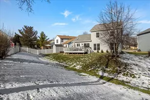 1305 Fox Meadow Ct, Saint Charles, IL 60174 - Photo 25