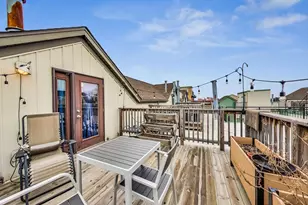 2251 W St Paul Ave, Chicago, IL 60647 - Photo 15