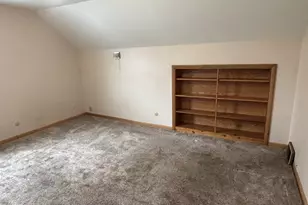 471 S Center Ave, Bradley, IL 60915 - Photo 9