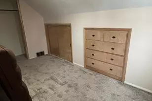 471 S Center Ave, Bradley, IL 60915 - Photo 11