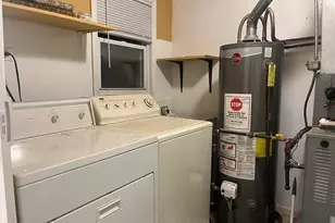 7748 Newland Ave, Burbank, IL 60459 - Photo 9