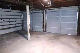 7748 Newland Ave, Burbank, IL 60459 - Photo 17