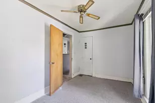 201 N Hinkley Ave, Rockford, IL 61101 - Photo 25