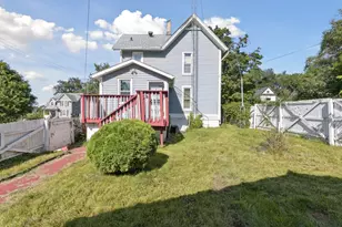 201 N Hinkley Ave, Rockford, IL 61101 - Photo 33