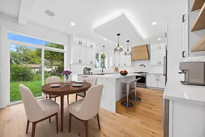 8743 Austin Avenue, Oak Lawn, IL 60453 - Photo 9