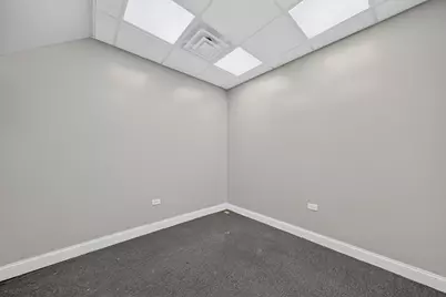 4122 W Grand Avenue, Chicago, IL 60651 - Photo 33