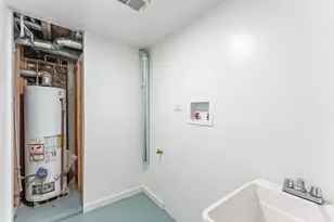 1908 S Sawyer Ave, Chicago, IL 60623 - Photo 27