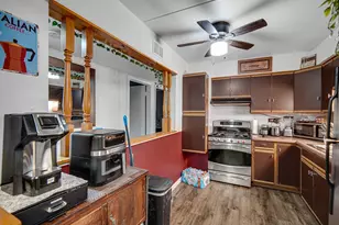 10210 Washington Ave, Oak Lawn, IL 60453 - Photo 11