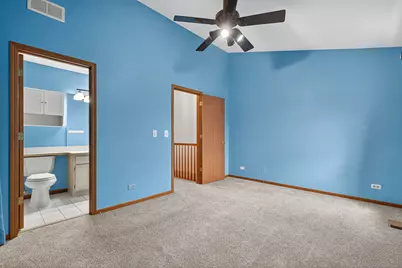 1176 Talbots Lane, Elk Grove Village, IL 60007 - Photo 17