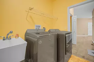 2405 River Hills Ln, Bolingbrook, IL 60490 - Photo 11