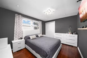 7820 Nagle Ave, Burbank, IL 60459 - Photo 7