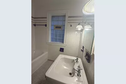 7544 N Oakley Avenue #2, Chicago, IL 60645 - Photo 9