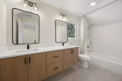 133 E Washington Street, Villa Park, IL 60181 - Photo 11