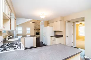 [Address not provided], Aurora, IL 60502 - Photo 7