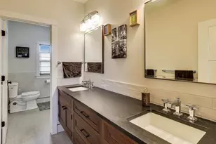 828 Wesley Ave, Oak Park, IL 60304 - Photo 25