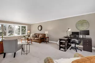 23W070 Mulberry Ln, Glen Ellyn, IL 60137 - Photo 5