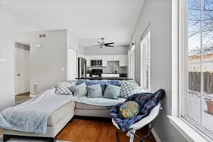 2662 Cesario Dr, Hampshire, IL 60140 - Photo 7