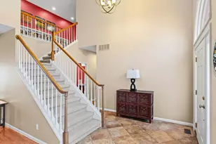 2808 Woodridge Rd, Champaign, IL 61822 - Photo 7