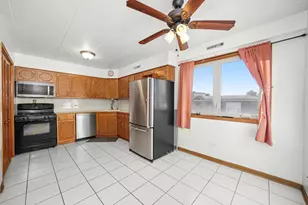 4500 Rumsey Ave, Oak Lawn, IL 60453 - Photo 7