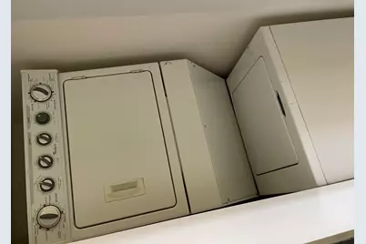 10461 S Corliss Avenue #2, Chicago, IL 60628 - Photo 7