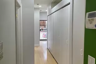 10461 S Corliss Ave, Chicago, IL 60628 - Photo 3