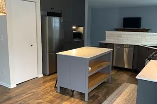 21408 Abbey Ln, Crest Hill, IL 60403 - Photo 7