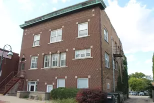 314 W Main St, Saint Charles, IL 60174 - Photo 1