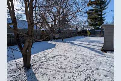 920 Augusta Avenue, Elgin, IL 60120 - Photo 3