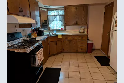 920 Augusta Avenue, Elgin, IL 60120 - Photo 13