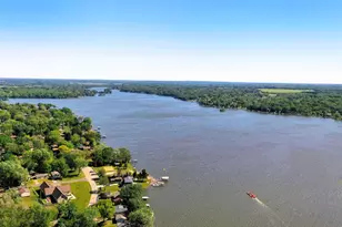 2522 Redwood Trl, Wonder Lake, IL 60097 - Photo 37