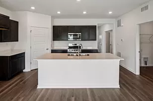 2522 Redwood Trl, Wonder Lake, IL 60097 - Photo 7