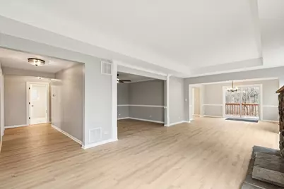 21688 W Ravine Drive, Lake Zurich, IL 60047 - Photo 5