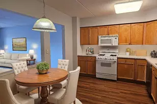 405 W Front St, Wheaton, IL 60187 - Photo 3