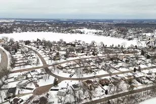 540 N Beck Rd, Lindenhurst, IL 60046 - Photo 43