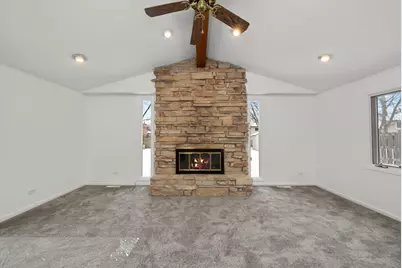 540 N Beck Road, Lindenhurst, IL 60046 - Photo 33