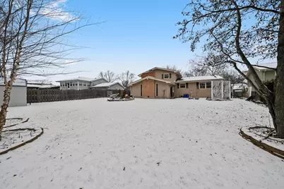 540 N Beck Road, Lindenhurst, IL 60046 - Photo 41