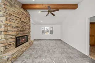 540 N Beck Rd, Lindenhurst, IL 60046 - Photo 29