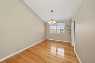 540 N Beck Rd, Lindenhurst, IL 60046 - Photo 13