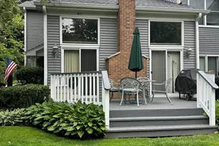 901 Heathrow Ln, Naperville, IL 60540 - Photo 29