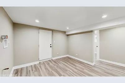 7540 S Winchester Avenue, Chicago, IL 60620 - Photo 33