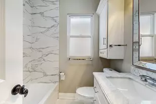 7540 S Winchester Ave, Chicago, IL 60620 - Photo 21