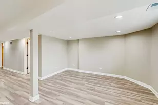 7540 S Winchester Ave, Chicago, IL 60620 - Photo 31