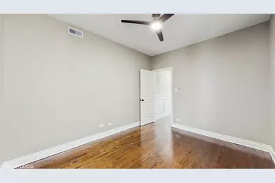 7540 S Winchester Avenue, Chicago, IL 60620 - Photo 17