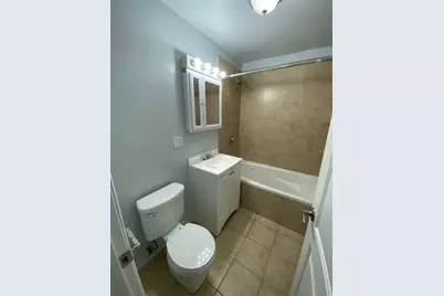 7616 N Marshfield Avenue #409, Chicago, IL 60626 - Photo 11