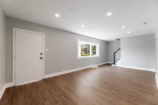 6856 W Crandall Ave, Worth, IL 60482 - Photo 3