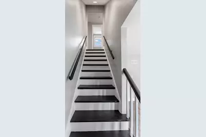 6856 W Crandall Avenue, Worth, IL 60482 - Photo 13