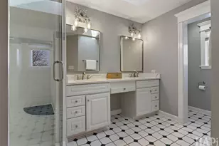 15043 W Buckley Rd, Libertyville, IL 60048 - Photo 19