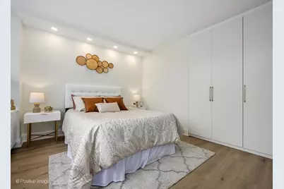 1360 N Sandburg Terrace #1807C, Chicago, IL 60610 - Photo 13