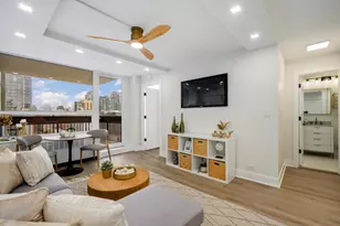 1360 N Sandburg Terrace, Chicago, IL 60610 - Photo 5